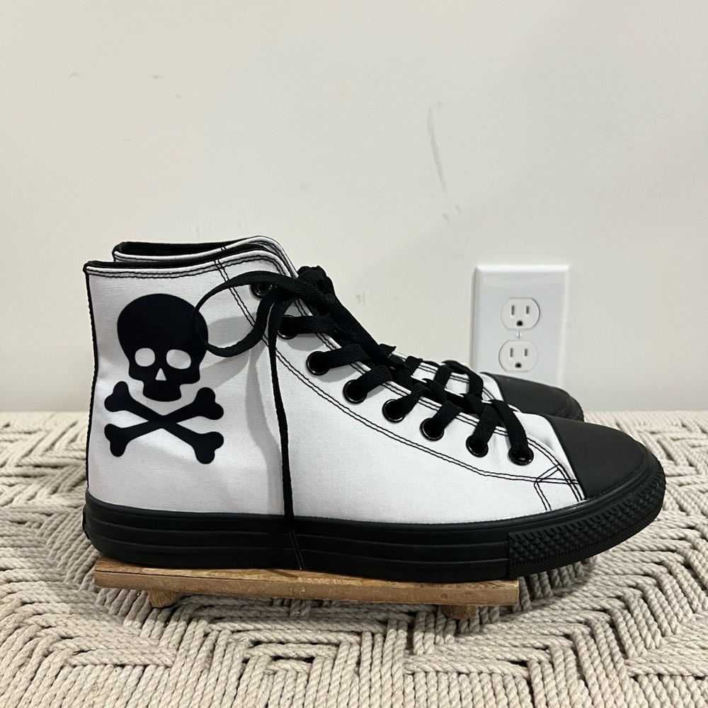 RADD mens High-Top Skull Sneakers - Black & White